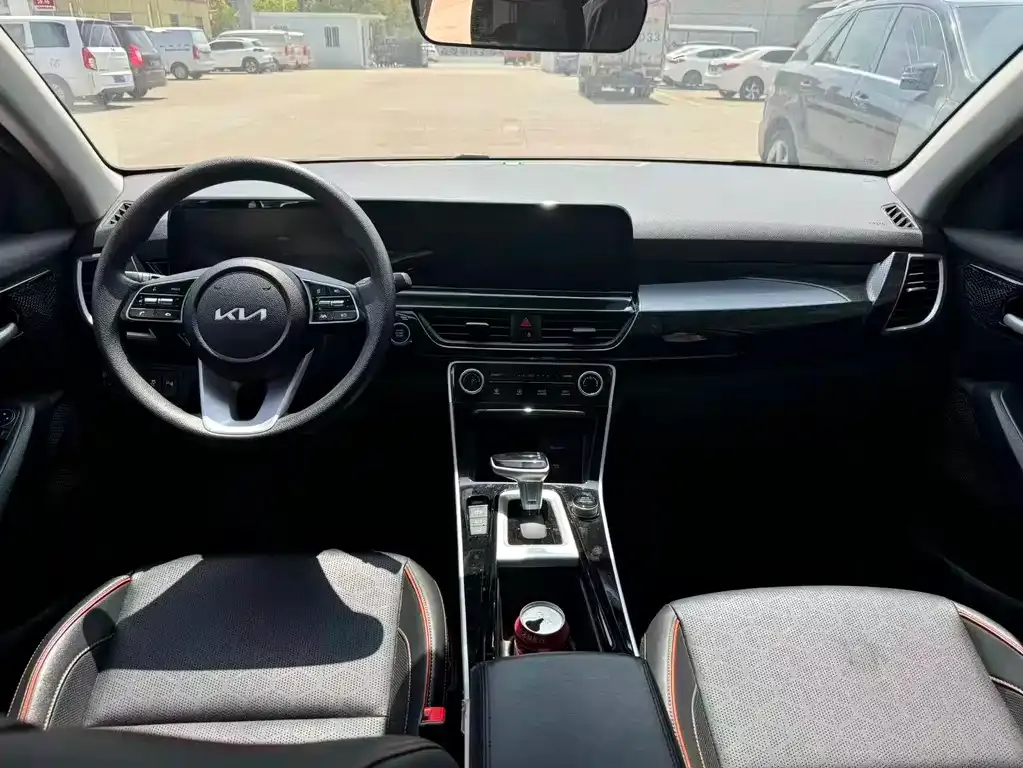 Kia Seltos 2023 из CN, фото 3