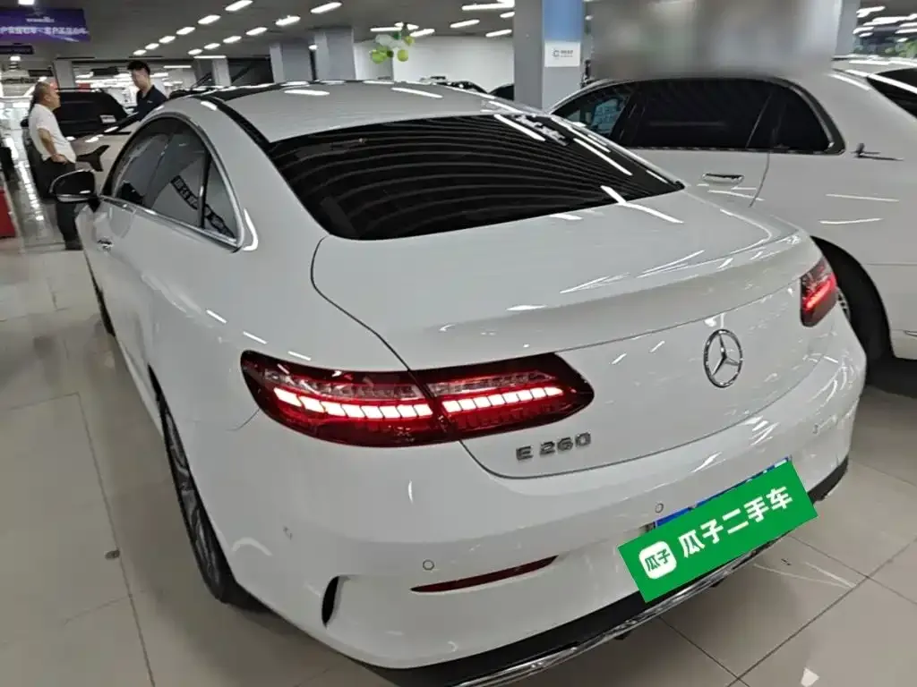 Mercedes-Benz E-Class (Import) — фото 7