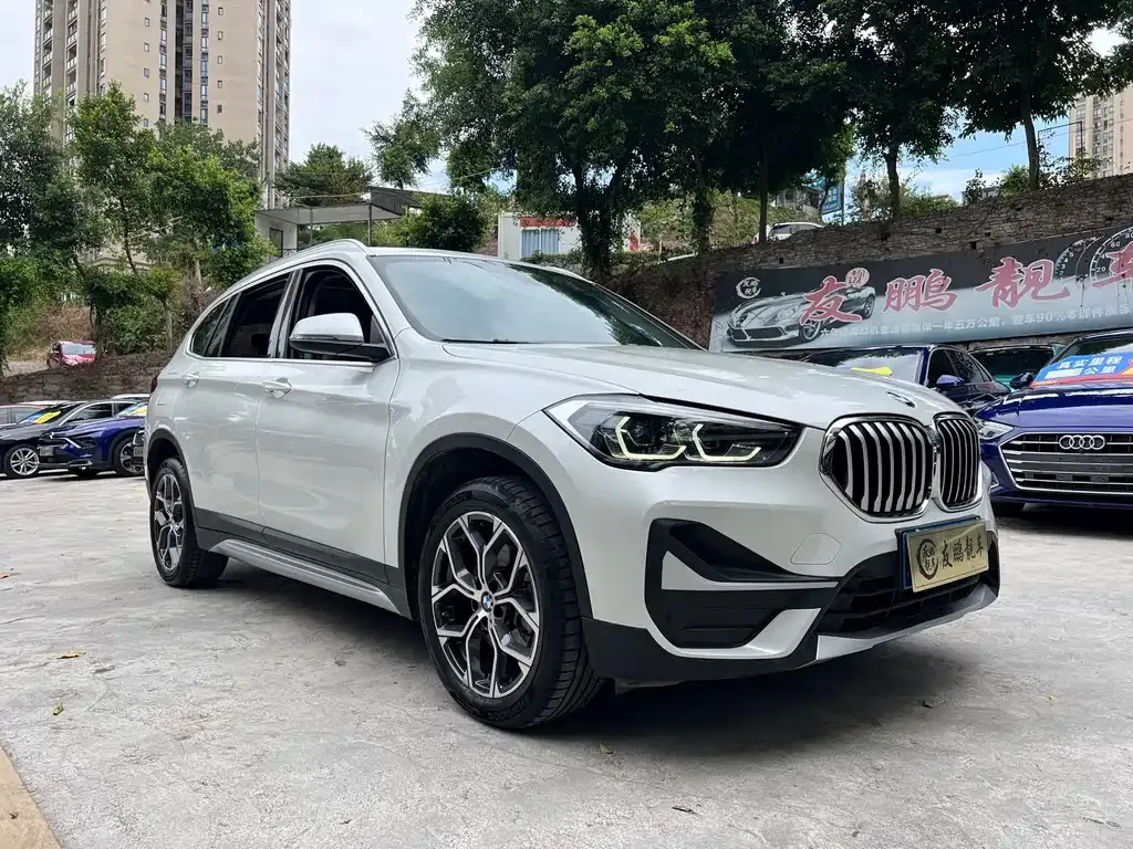 BMW X1 — фото 10