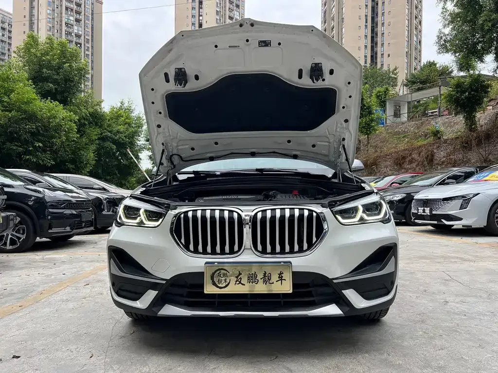 BMW X1 — фото 9