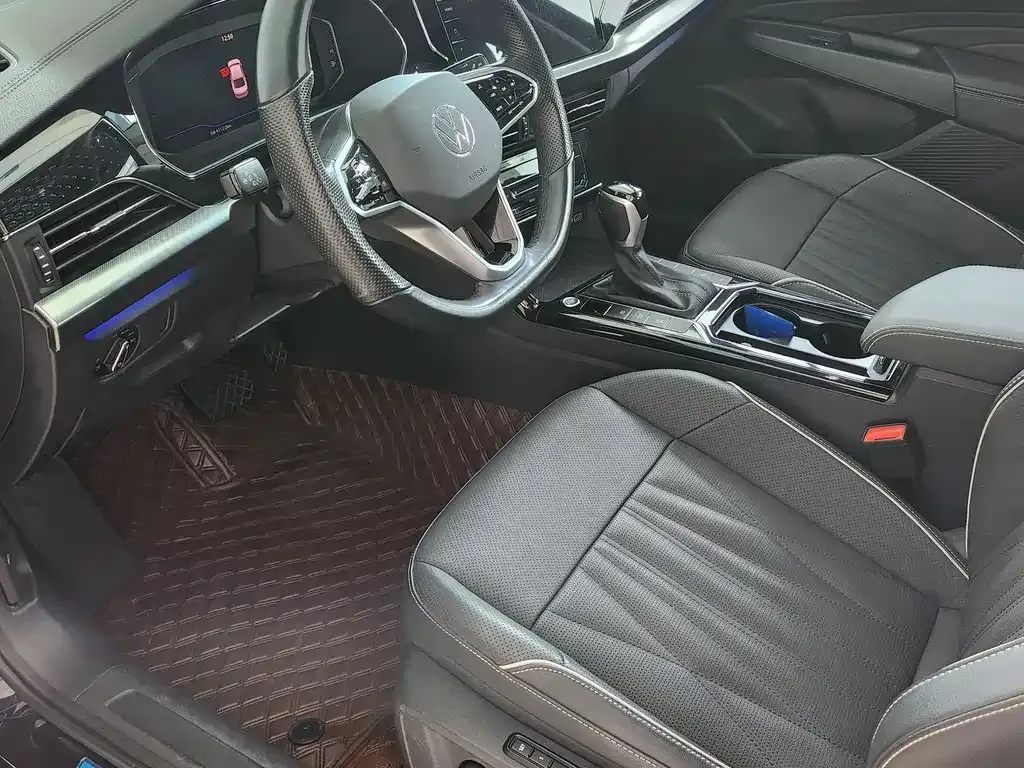 Volkswagen Passat — фото 4