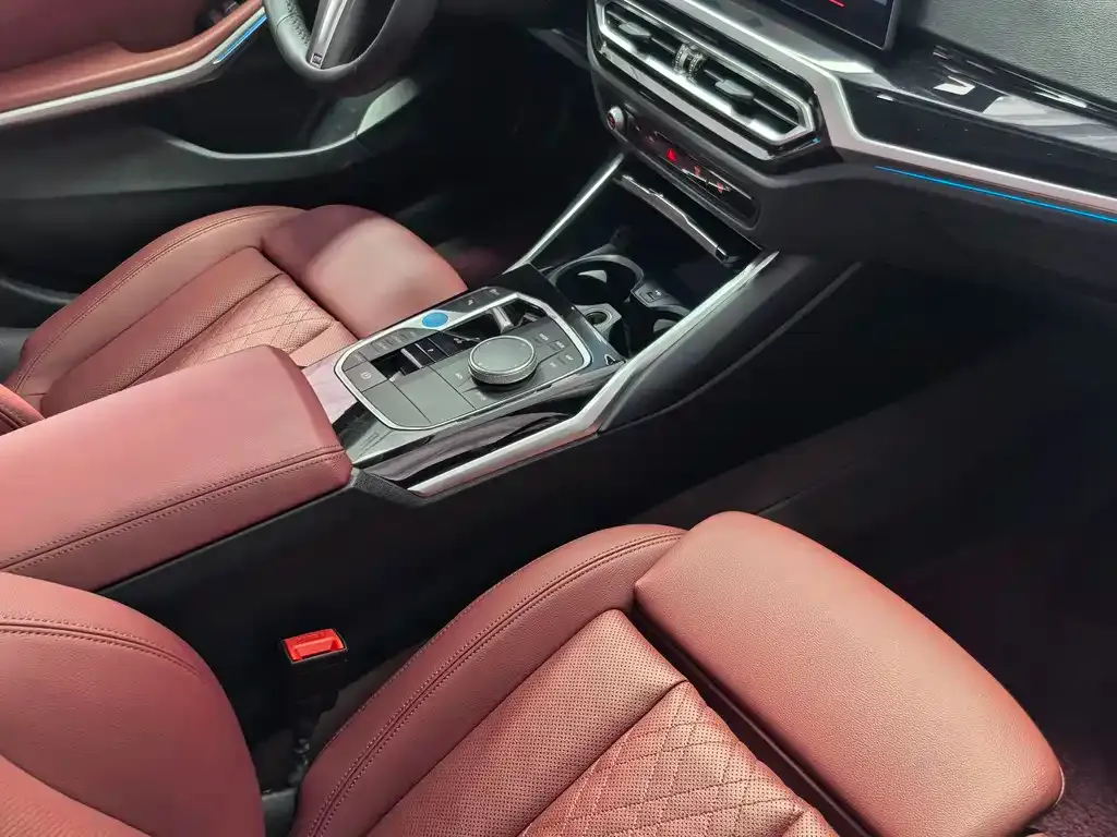BMW i3 — фото 5