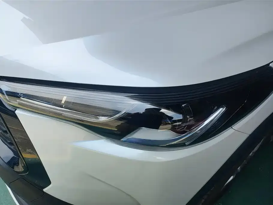Toyota Corolla Cross — фото 3