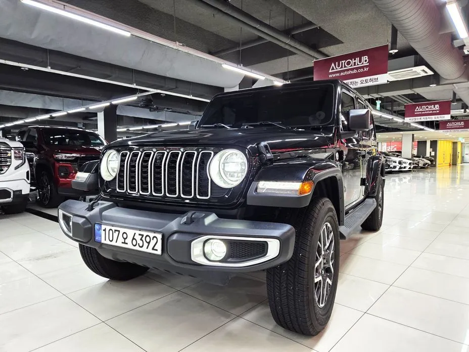 Jeep Wrangler — фото 8