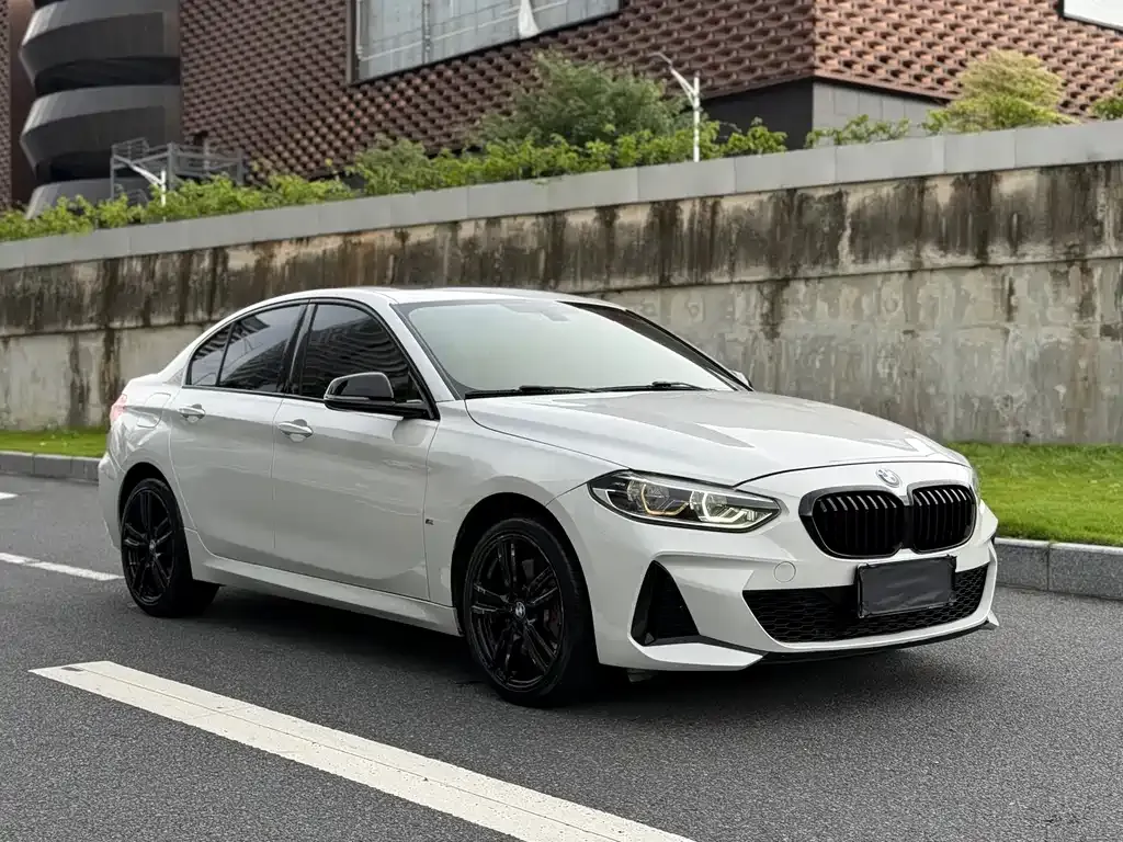 BMW 1 Series — фото 10