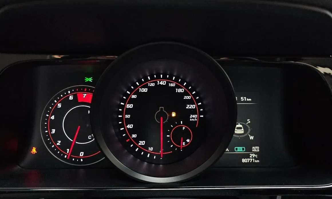 Hyundai AVANTE 2021 из KR, фото 2