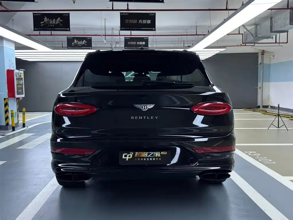 Bentley Bentayga — фото 7