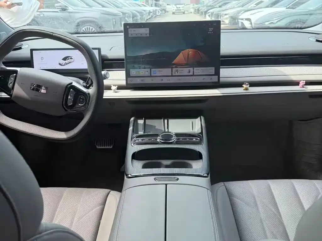 Geely Galaxy Xingyao 8 2025 из CN, фото 3