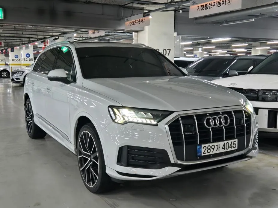 Audi Q7 — фото 5