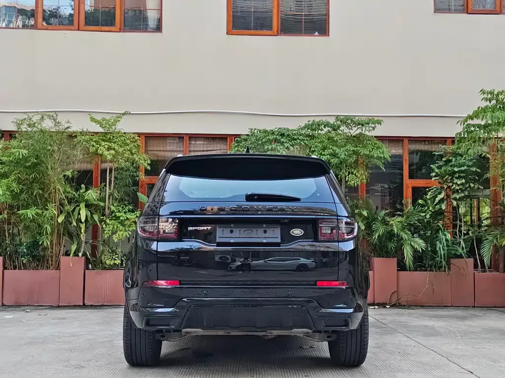 Land Rover Discovery Sport — фото 10
