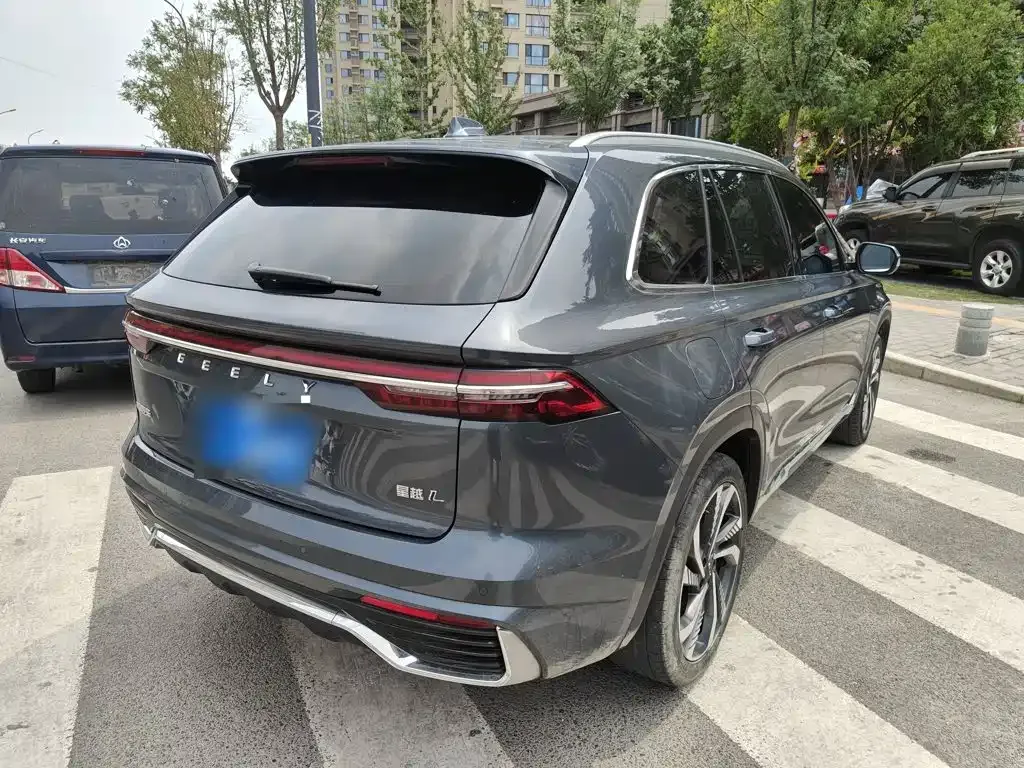 Geely Xingyue L — фото 4