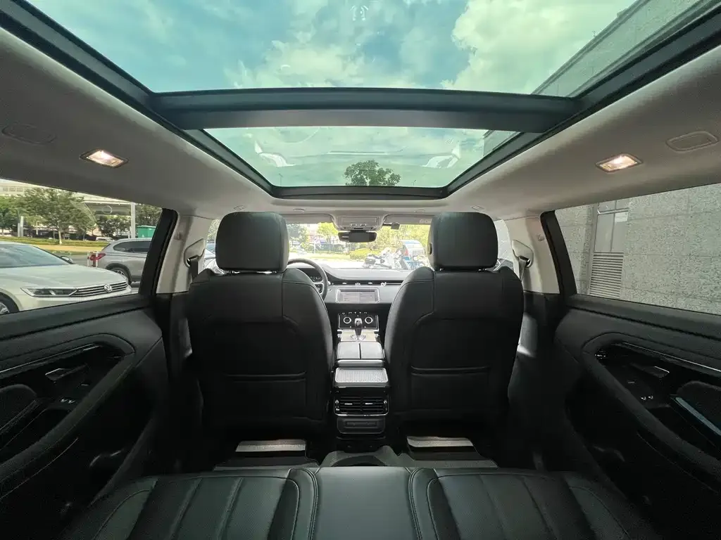 Land Rover Evoque — фото 8