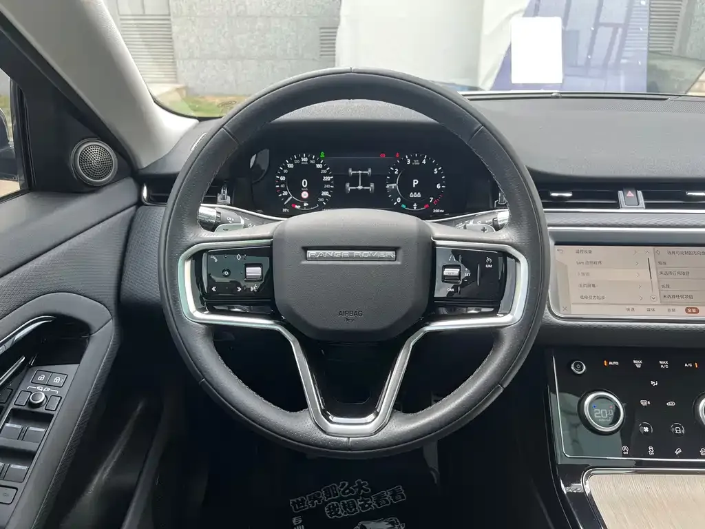 Land Rover Evoque — фото 9