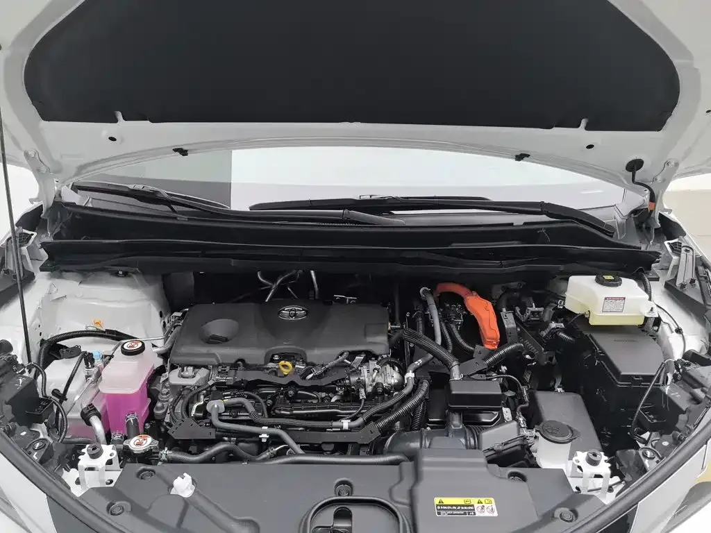 Toyota Granvia — фото 10
