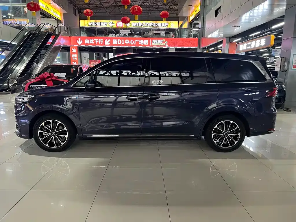 Roewe iMAX8 — фото 5