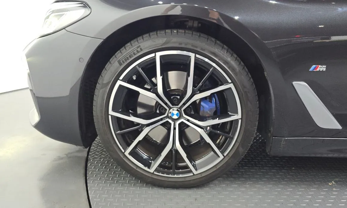 BMW 5-Series 2021 из KR, фото 10