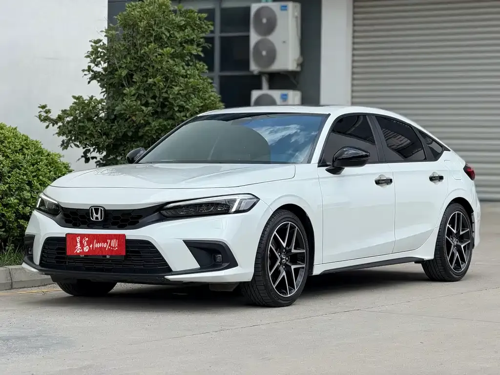 Honda Civic — фото 1