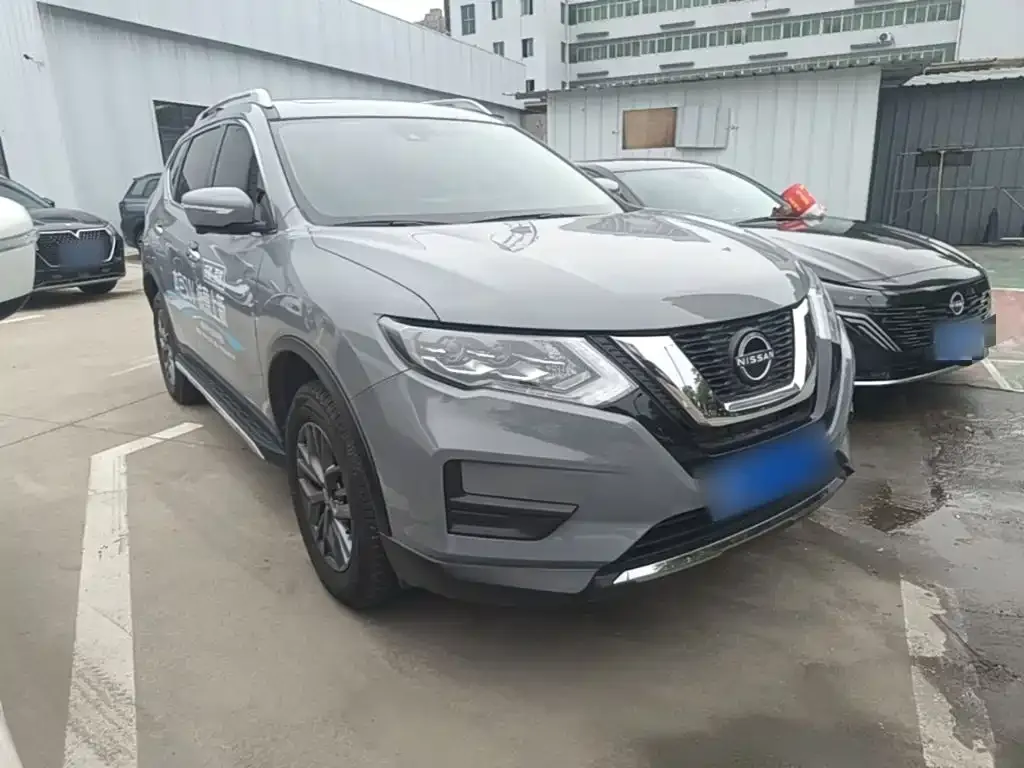 Nissan X-Trail — фото 6