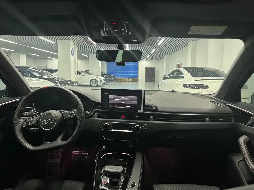 Audi A4L 2024 из CN, фото 10