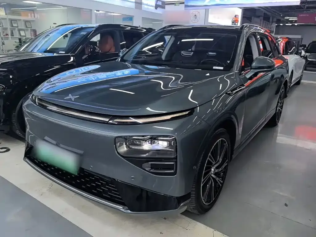 XPeng G9