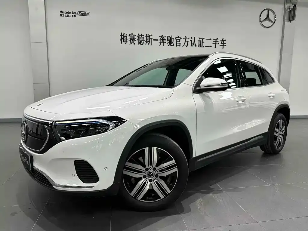 Mercedes-Benz EQA — фото 1