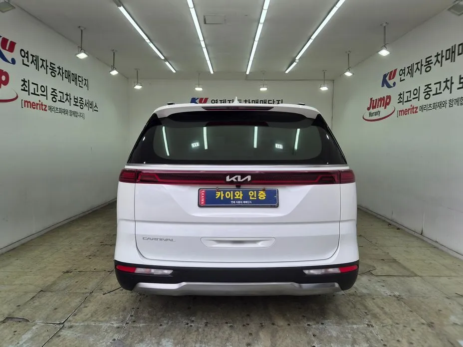 Kia Carnival — фото 5