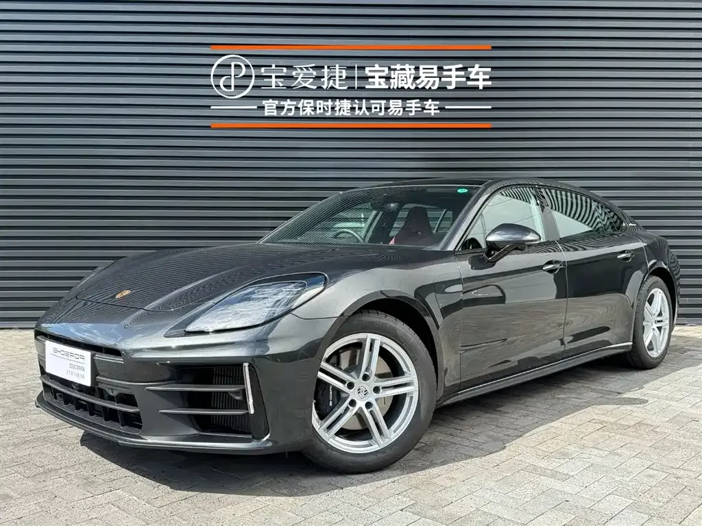 Porsche Panamera — фото 1