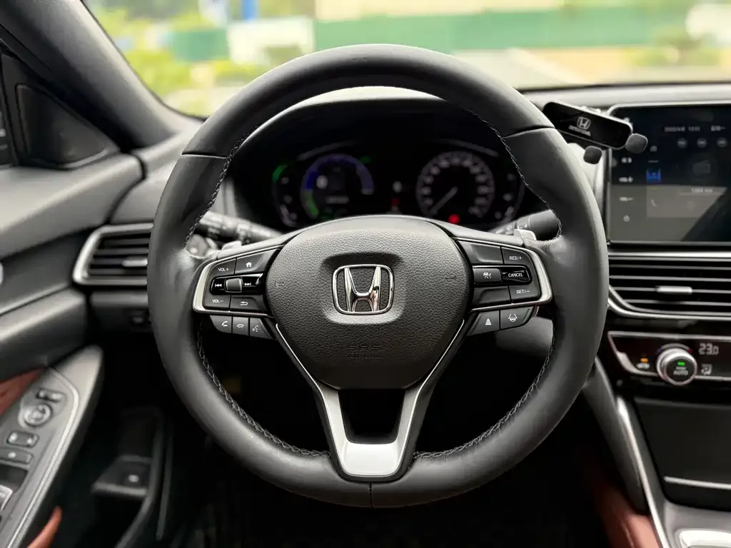 Honda Inspire — фото 3