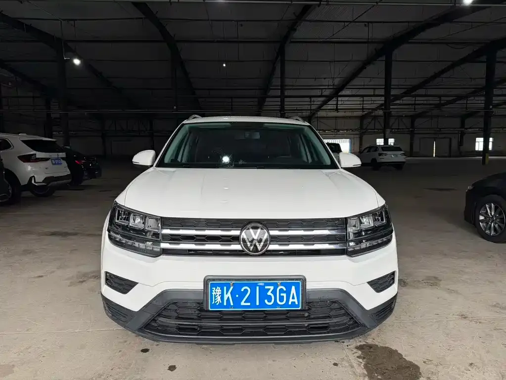 Volkswagen Tharu — фото 2
