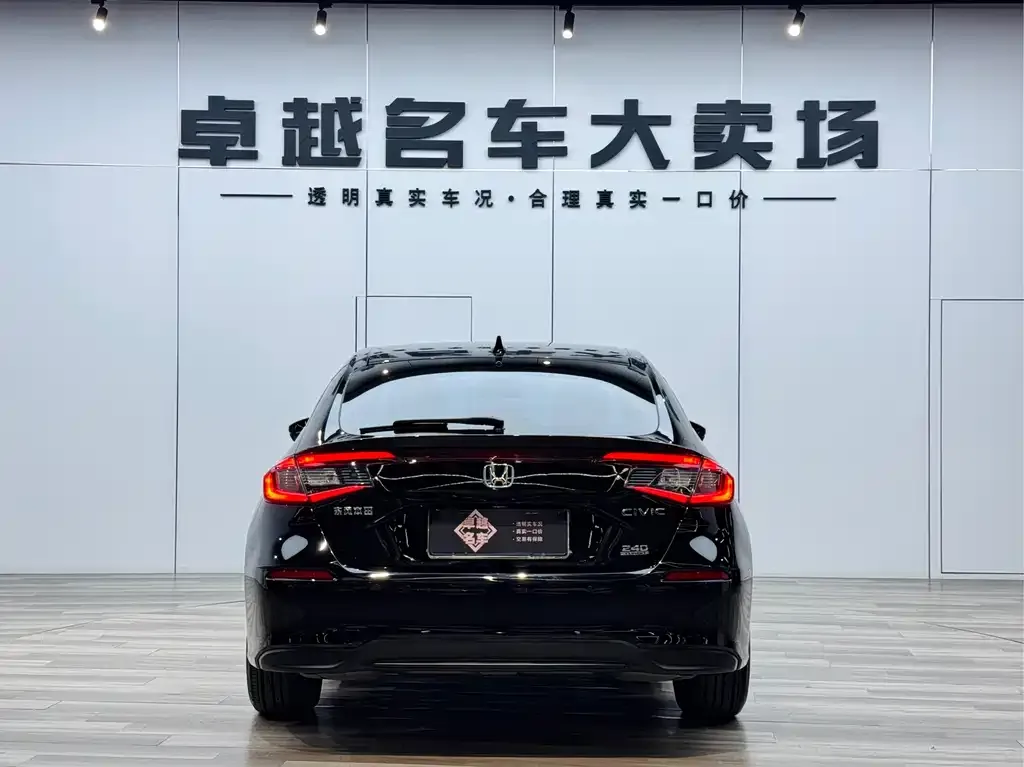 Honda Civic — фото 2