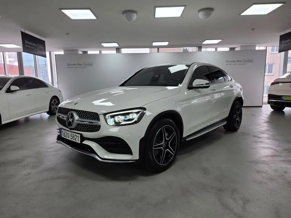 Mercedes-Benz GLC-Class GCL300 4MATIC Coupe 1