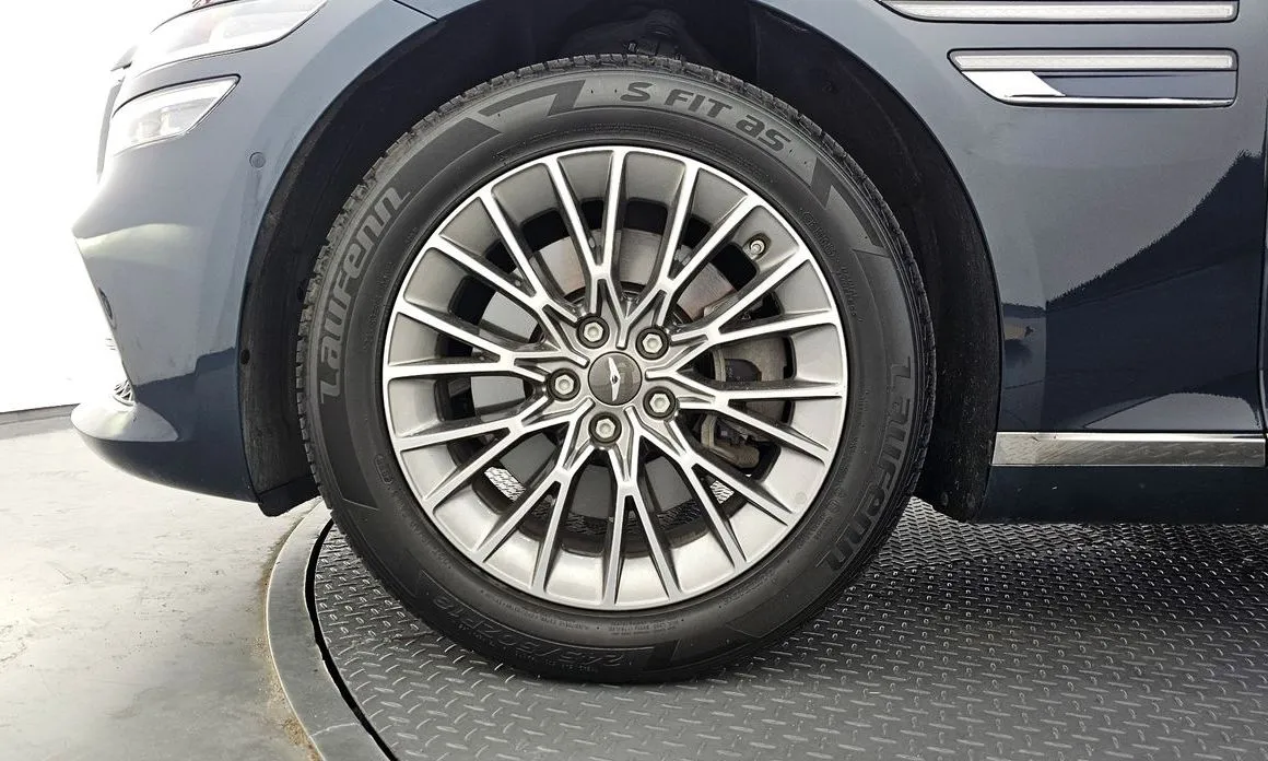 Genesis G80 — фото 10