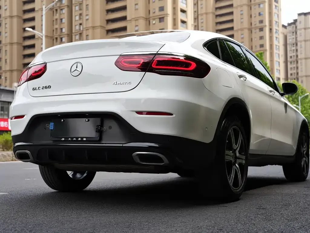 Mercedes-Benz GLC Coupe — фото 9