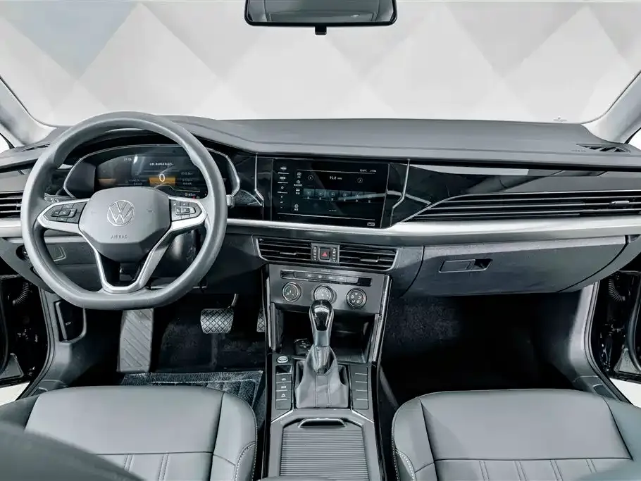 Volkswagen Passat — фото 10
