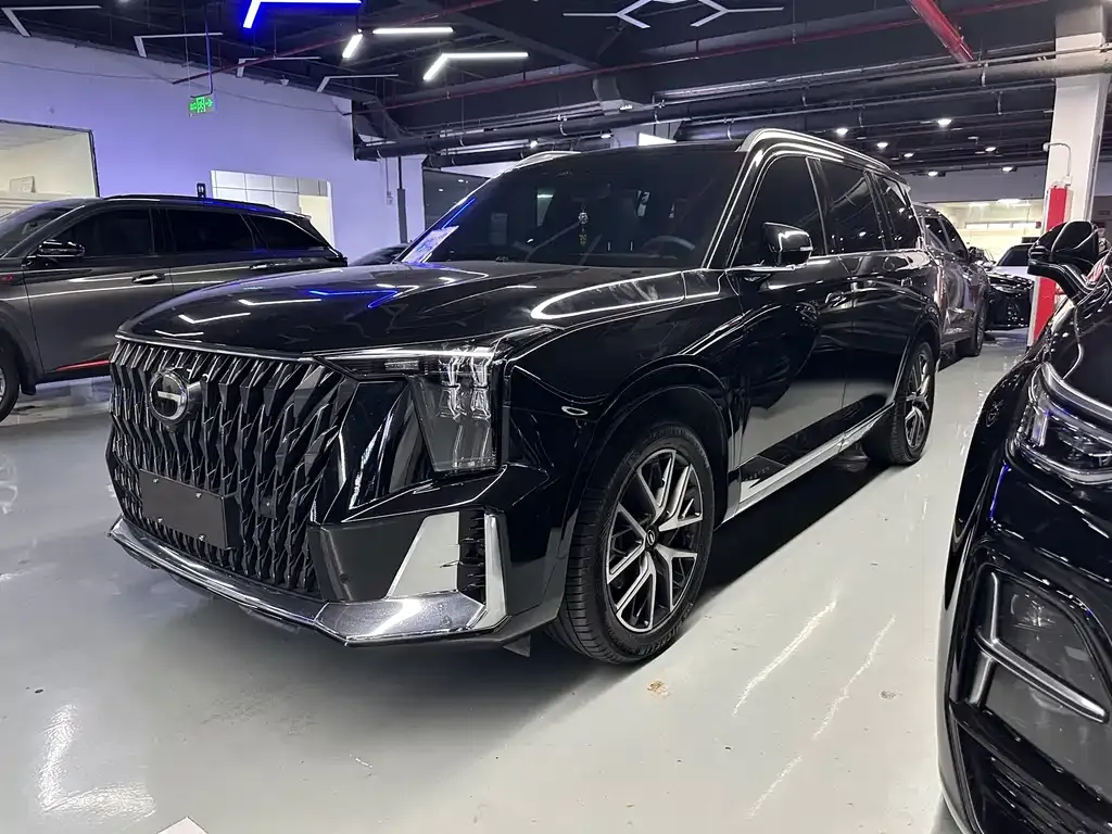 GAC Motor Trumpchi GS8 — фото 1