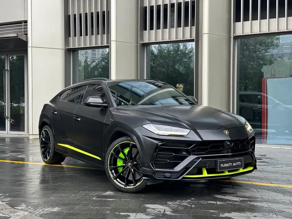 Lamborghini Urus — фото 7