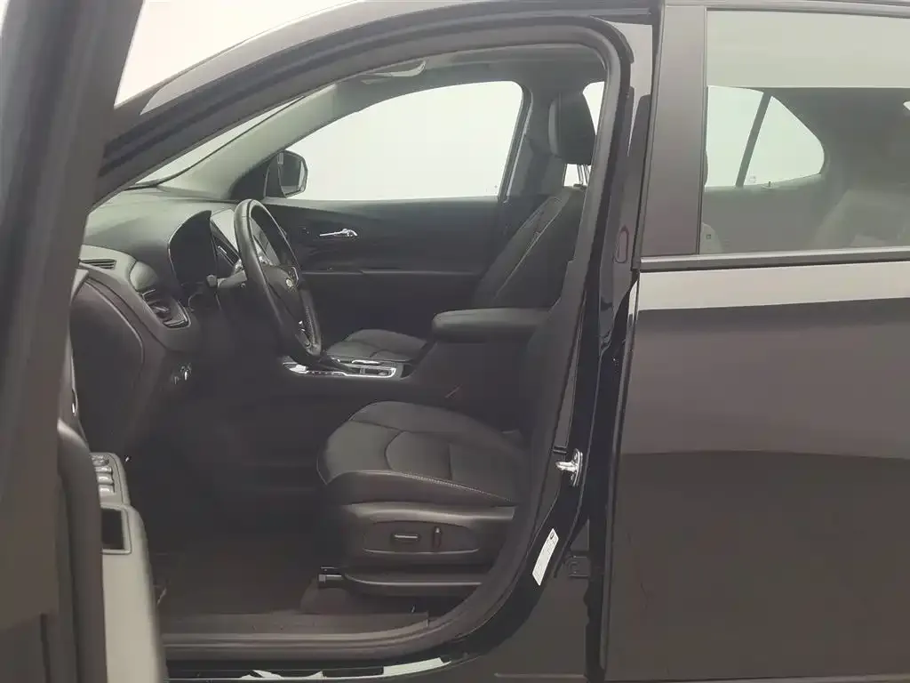 Chevrolet Equinox 2024 из CN, фото 5
