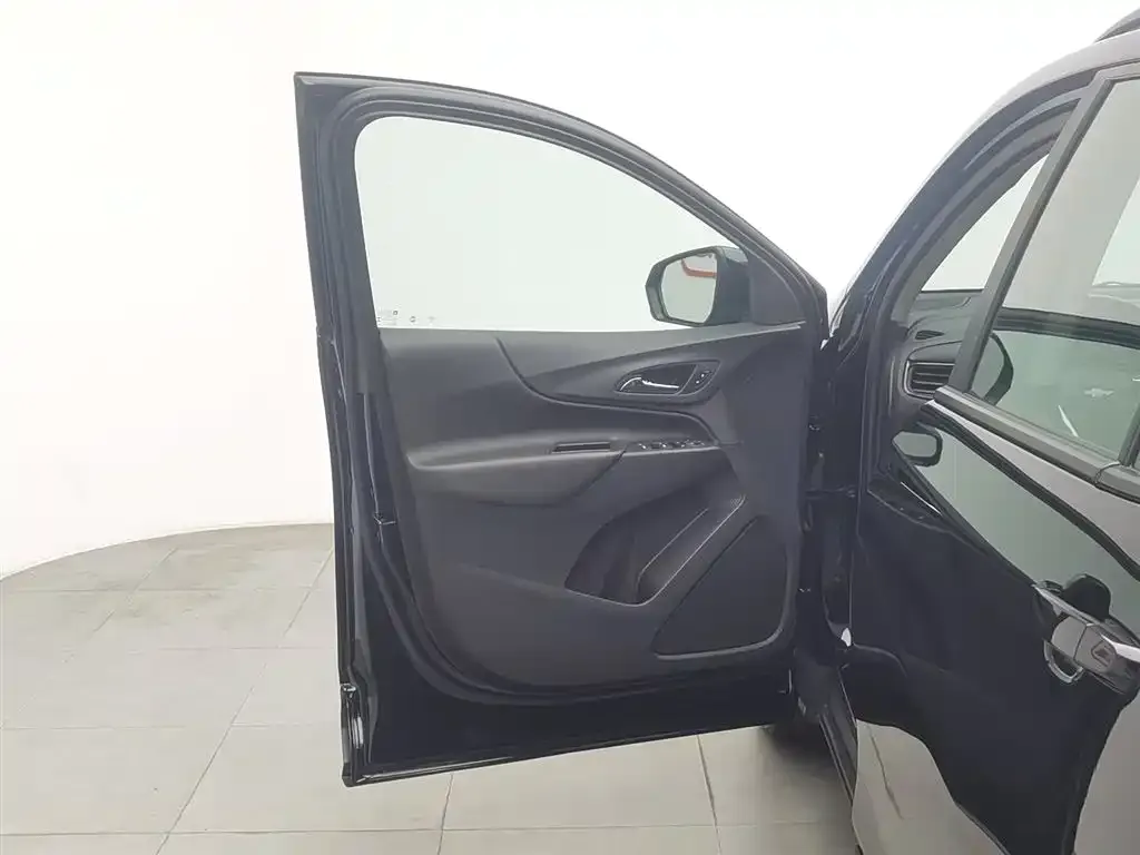 Chevrolet Equinox 2024 из CN, фото 6