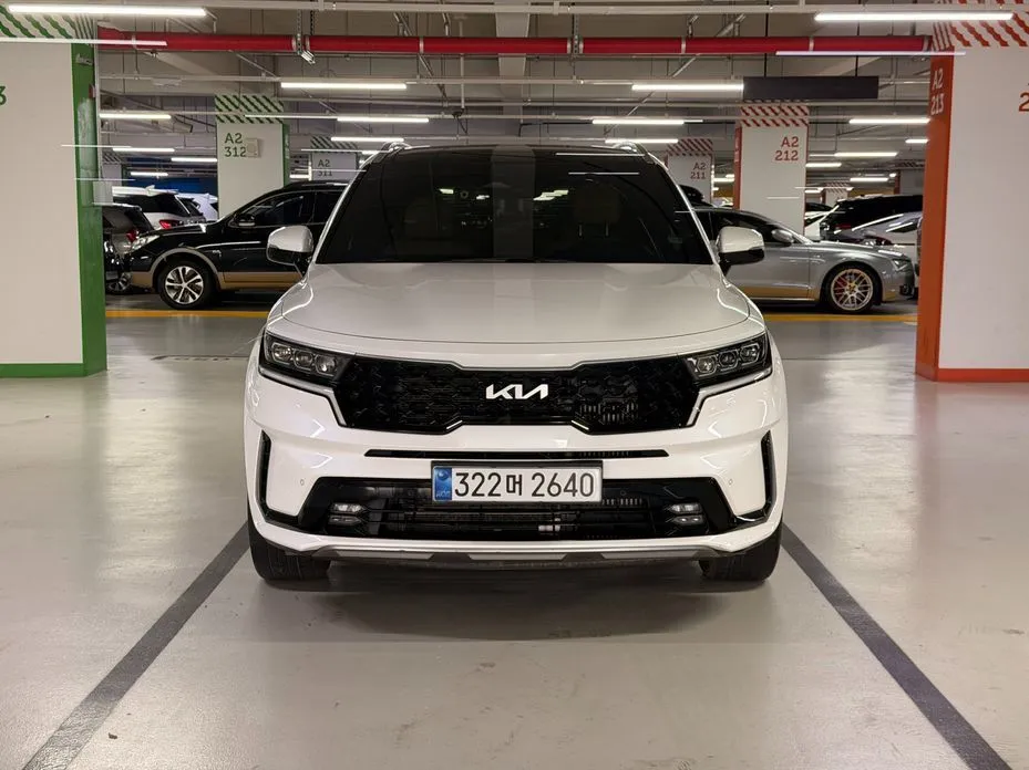 Kia Sorento — фото 9