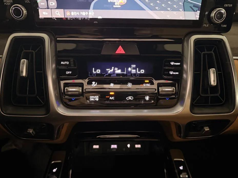 Kia Sorento — фото 10
