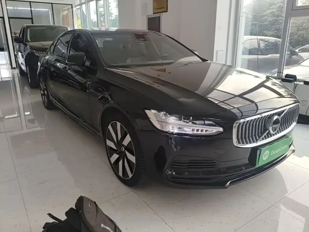 Volvo S90 PHEV — фото 10