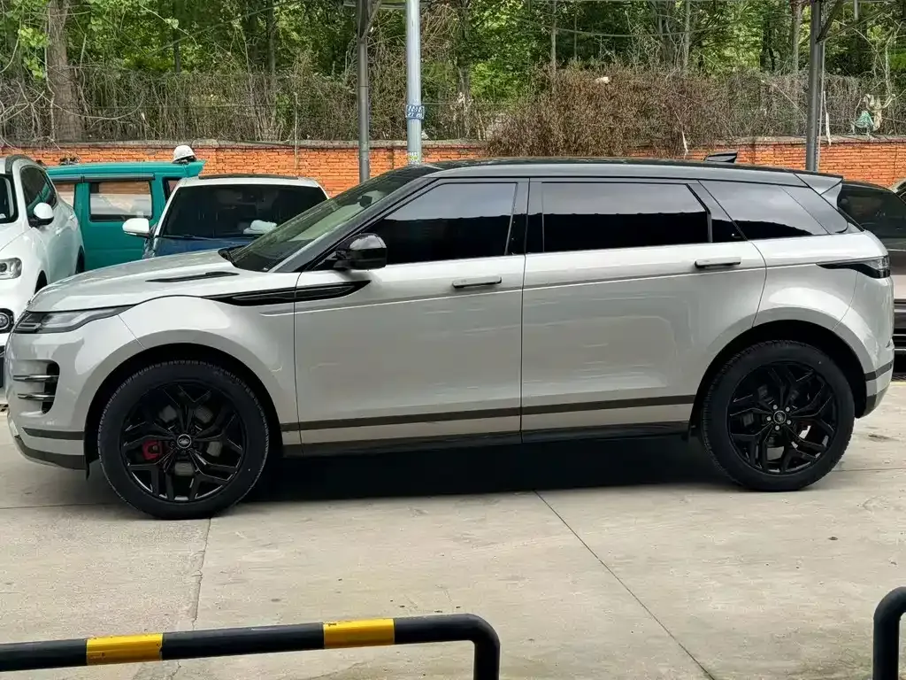 Land Rover Evoque — фото 3