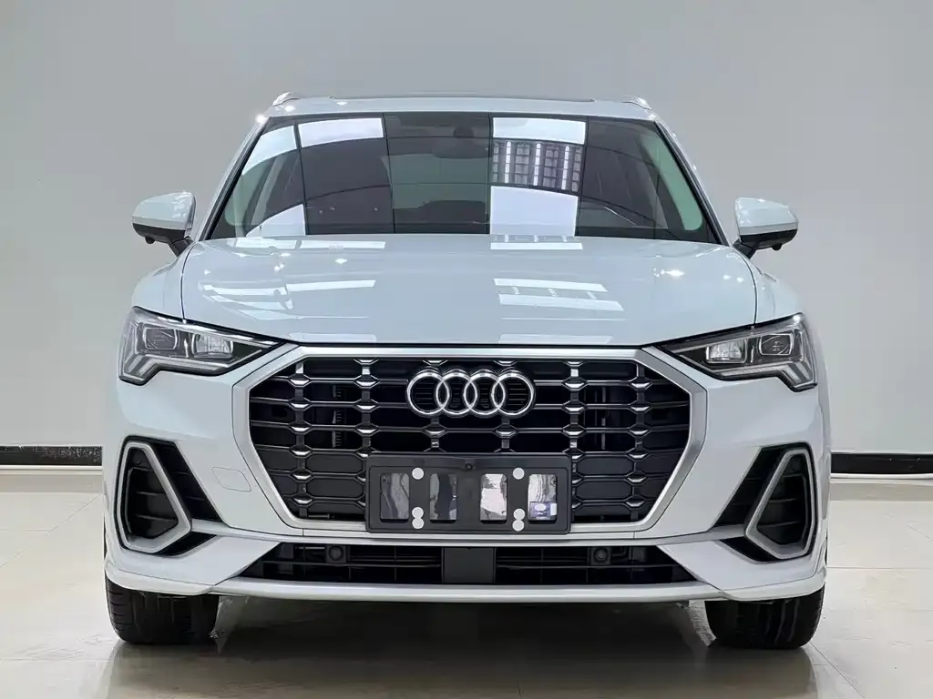 Audi Q3 — фото 6