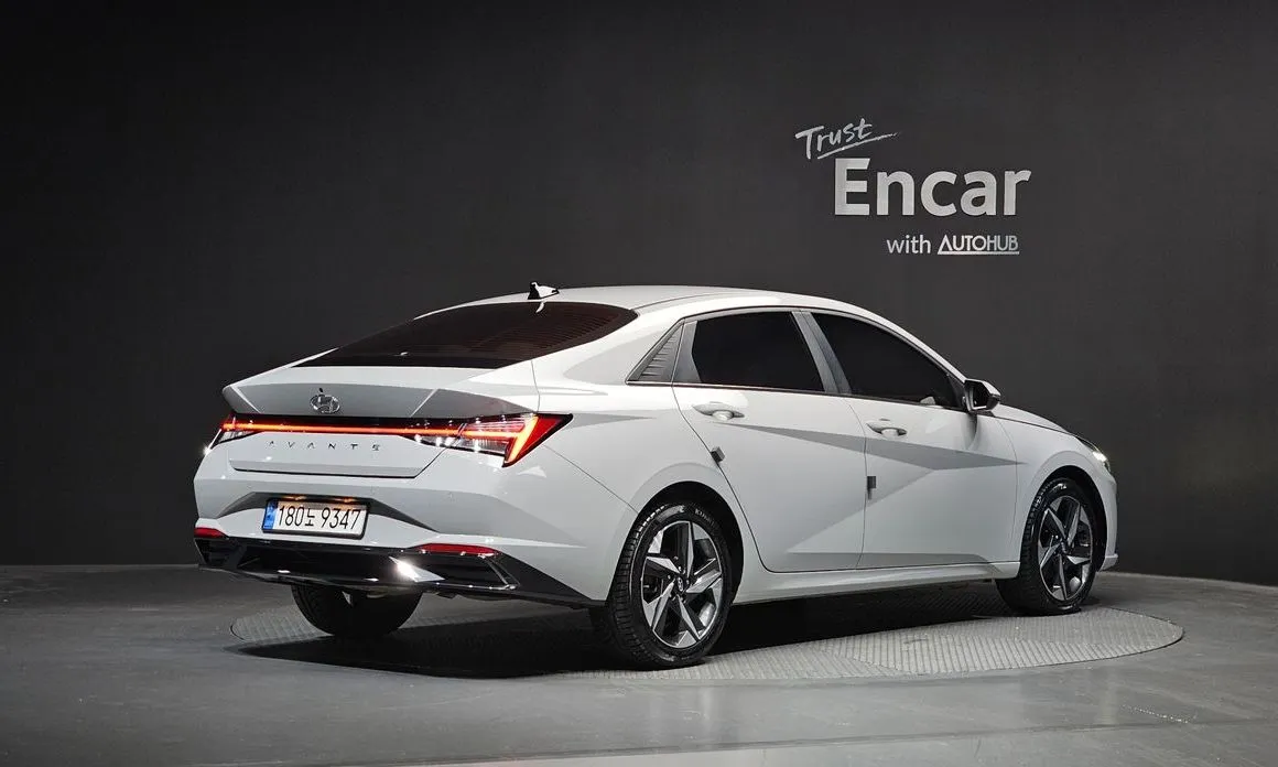 Hyundai AVANTE — фото 4