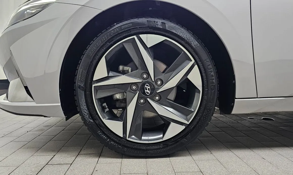Hyundai AVANTE — фото 7