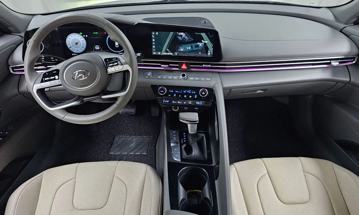 Hyundai AVANTE — фото 10