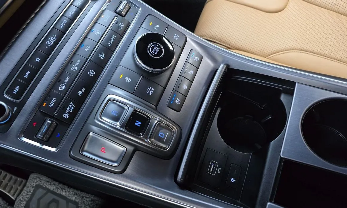 Hyundai Santafe — фото 9