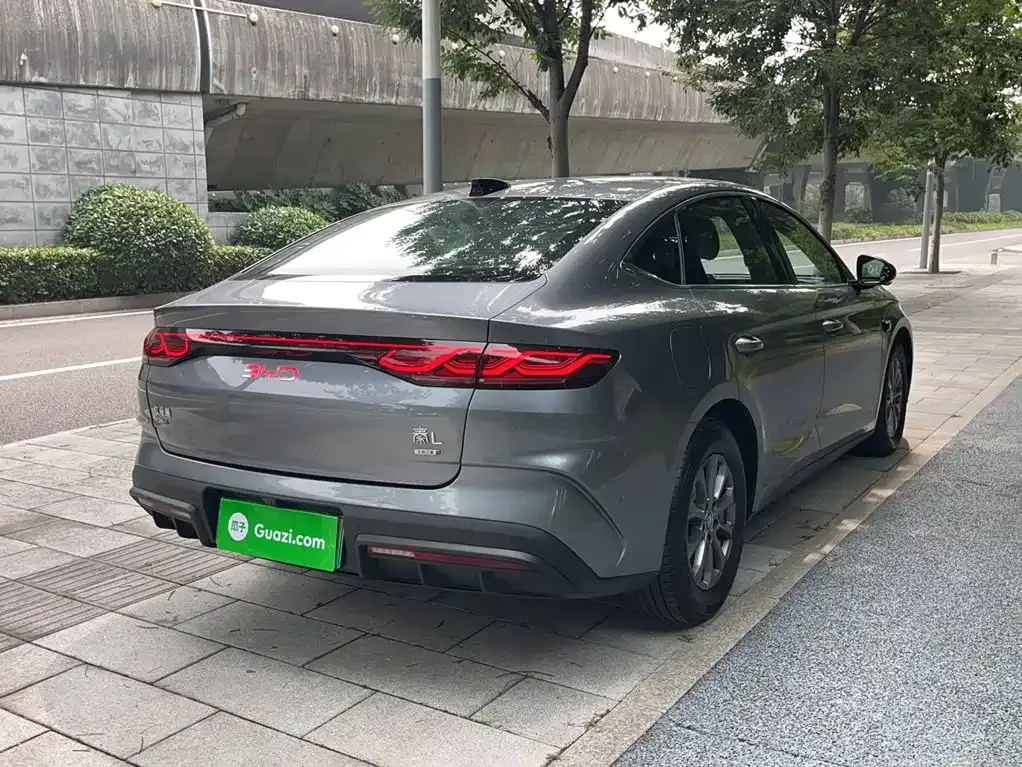BYD Qin L — фото 8