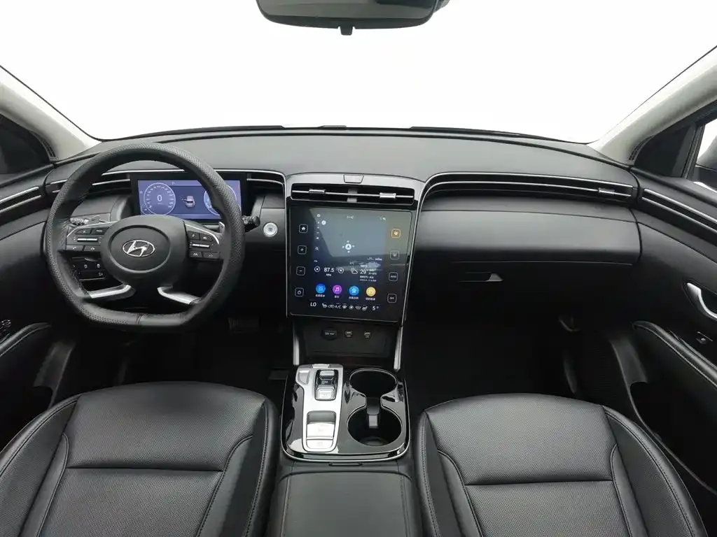 Hyundai Tucson — фото 9