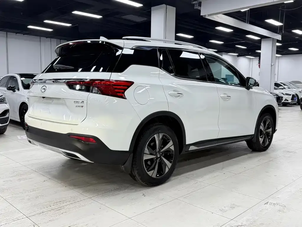 GAC Motor Trumpchi GS4 — фото 10